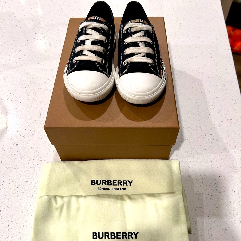 Burberry Kids Sneakers